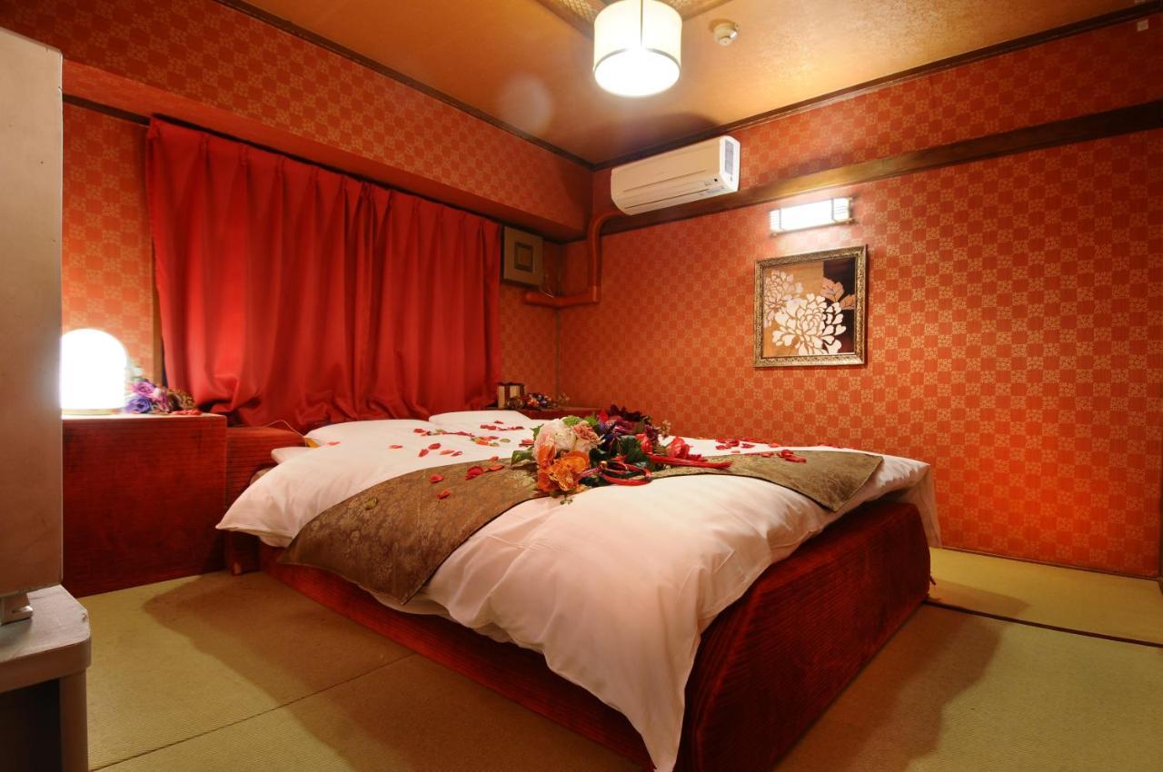 Namba Alpha (Adults Only) Hotell Osaka Exteriör bild