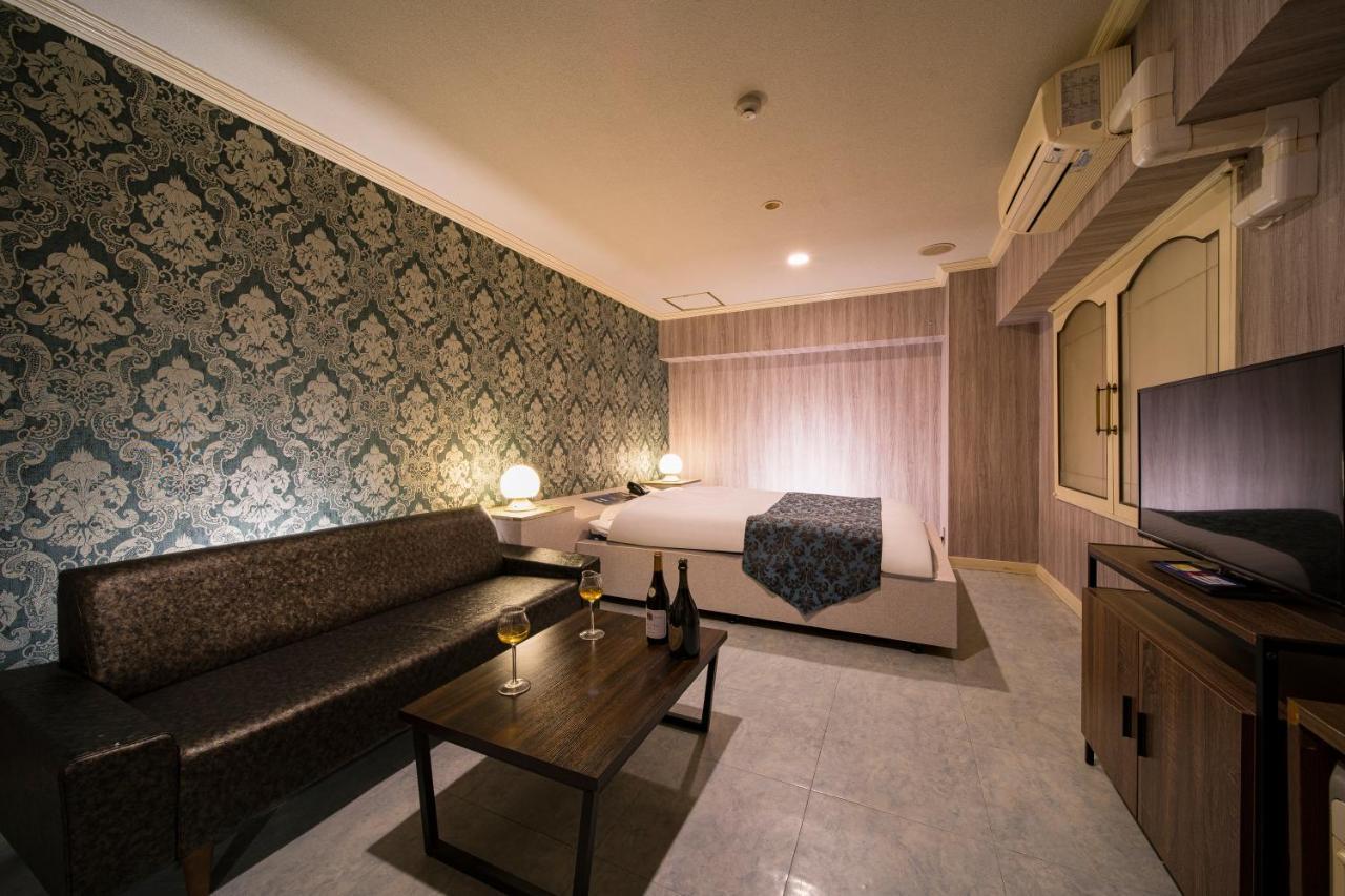 Namba Alpha (Adults Only) Hotell Osaka Exteriör bild