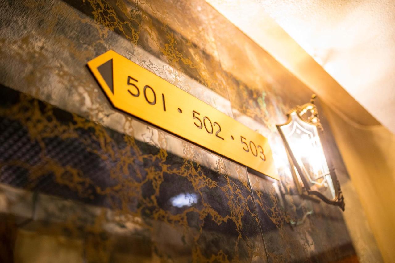 Namba Alpha (Adults Only) Hotell Osaka Exteriör bild