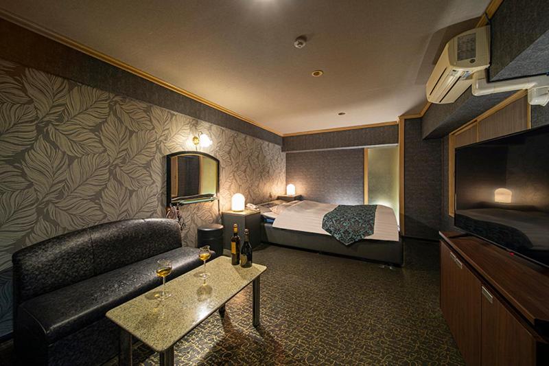 Namba Alpha (Adults Only) Hotell Osaka Exteriör bild